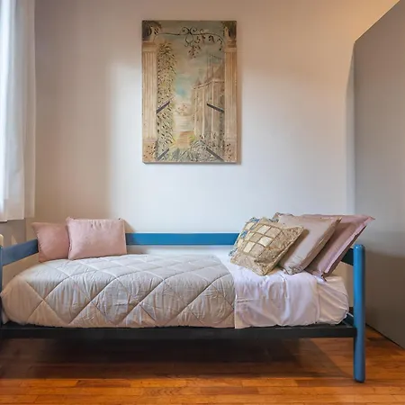 Guesthost - La Casa Nel Pineto With Pool & Parking Appartement *