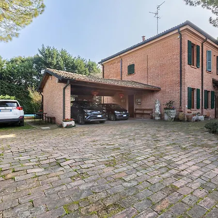 Appartement Guesthost - La Casa Nel Pineto With Pool & Parking Ferrare