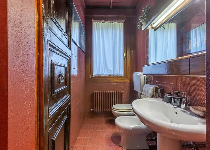 Guesthost - La Casa Nel Pineto With Pool & Parking Apartmán