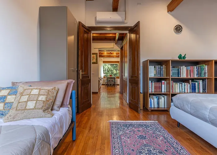 Guesthost - La Casa Nel Pineto With Pool & Parking Appartement Ferrara