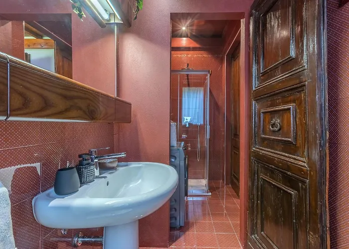 Guesthost - La Casa Nel Pineto With Pool & Parking Apartmán
