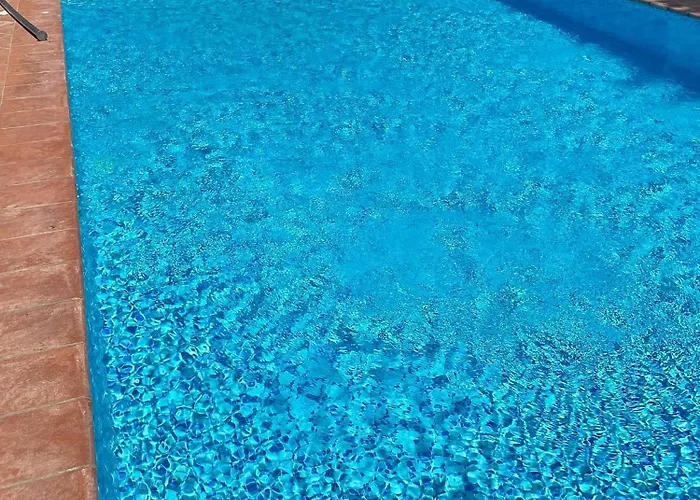 Guesthost - La Casa Nel Pineto With Pool & Parking Appartement Ferrara